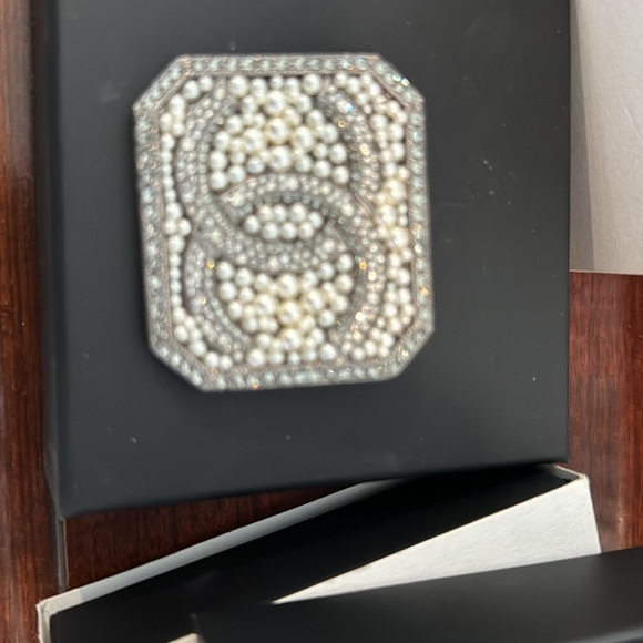 Chanel Brooch - Picture 6 of 6